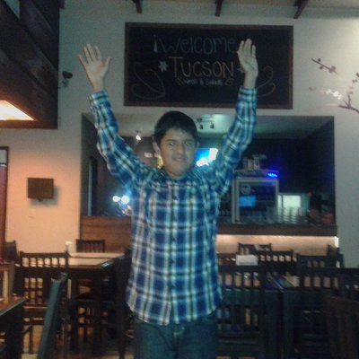 Profile Picture of Cesar Loeza (@drloezar) on Twitter