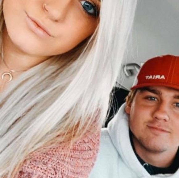 Robert Rhodes - Poshmark Profile Picture of Robert Rhodes (@robertrhodes123) on Poshmark