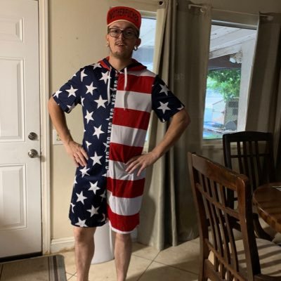 Profile Picture of Jordan Neiman (@neimanboy433) on Twitter