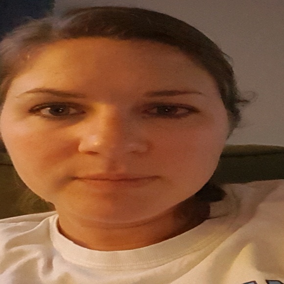 Profile Picture of Chelsea Sheckells (@chelseama06) on Poshmark