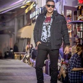 Profile Picture of Emmanuel Papadakis (@Hillix2) on Twitter