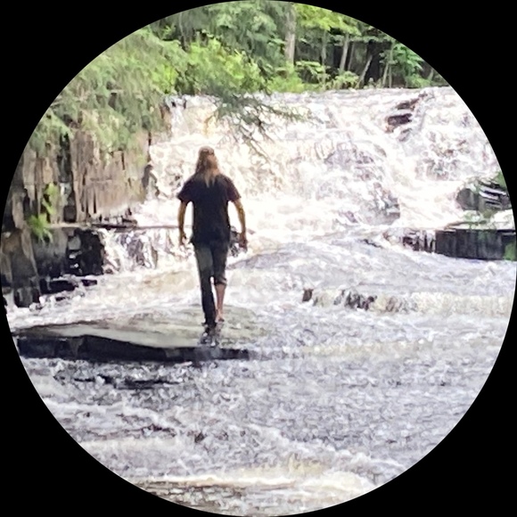 Profile Picture of Michael&kelly Kowalczyk-jensik (@michaelkowal478) on Poshmark