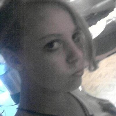 Profile Picture of Billotet Priscilla (@LoveuseBillotet) on Twitter