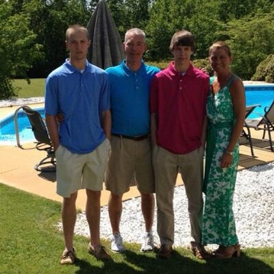 Profile Picture of Scott Vaughn (@scottvaughn100) on Twitter