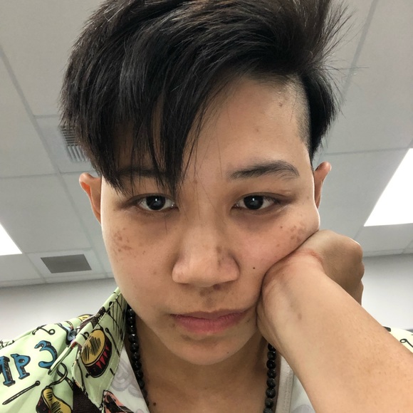 Profile Picture of Joe Do (@hangleisc) on Poshmark