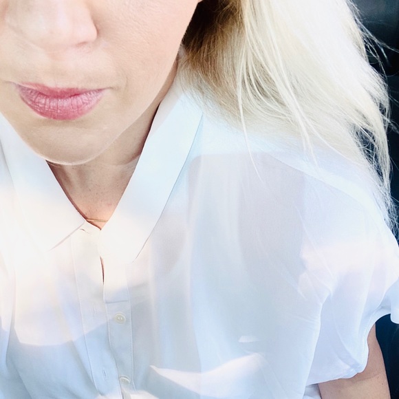 Profile Picture of Kimberly Arnell (@blancshoppe) on Poshmark