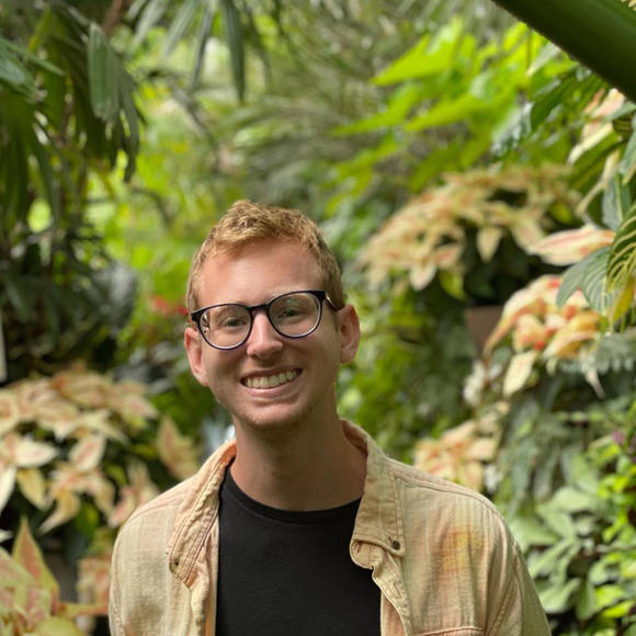 Brady Mixner - Poshmark Profile Picture of Brady Mixner (@bradymix) on Poshmark