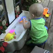 Profile Picture of Becky Downs (@Songinmyheart2) on Youtube