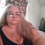 Profile Picture of Tina Cooley (@tincooley) on Youtube