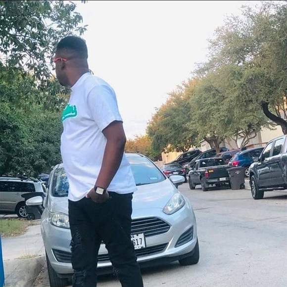 Profile Picture of Prince ayafor Cedrick (@muluhhcedrick) on Poshmark