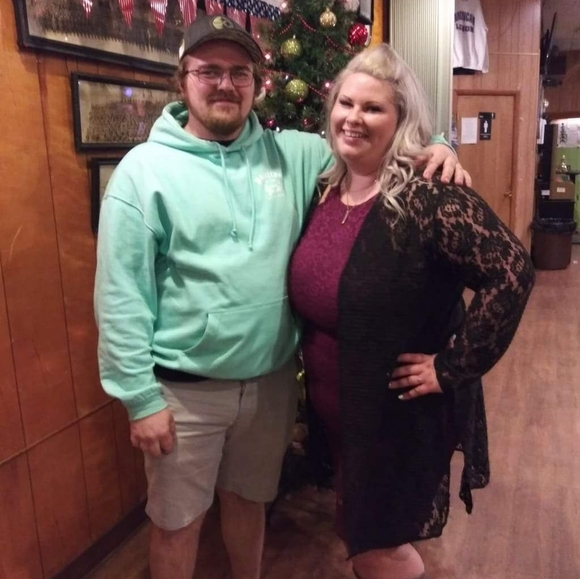 Profile Picture of Tara&tyler Chaotic closet (@taratylerschaos) on Poshmark