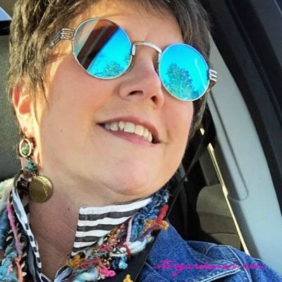 Profile Picture of Teresa Robinson 🌗🌌🔭 (@stargardener) on Twitter