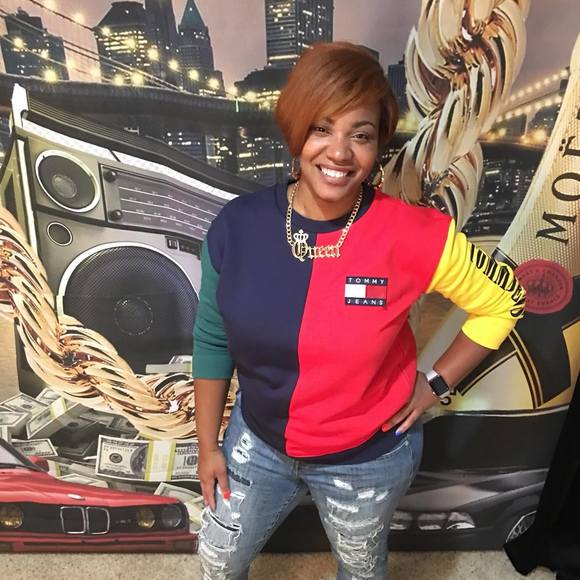 Profile Picture of Ameerah Hosang (@ameerahoh) on Poshmark