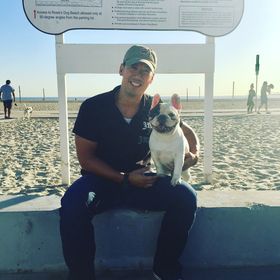 Profile Picture of Alex Huang (@writealexander) on Pinterest