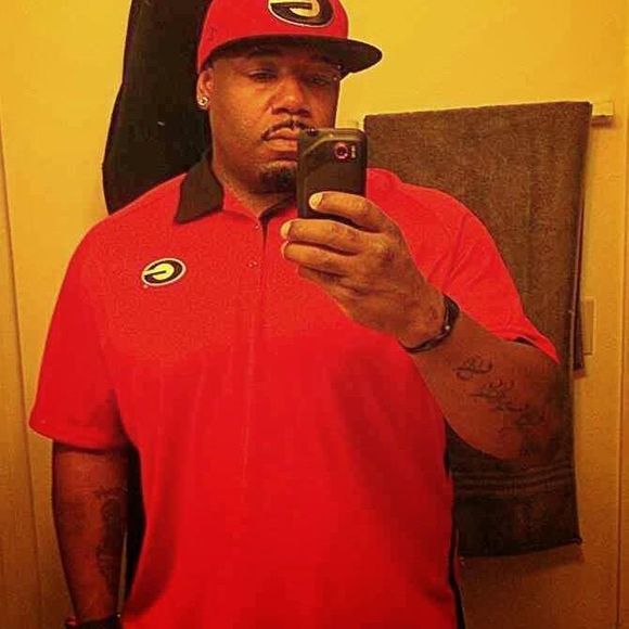 Profile Picture of Jason Hatch (@datdude57) on Poshmark