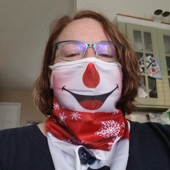 Profile Picture of Janet Moyes (@jvmoyes) on Poshmark