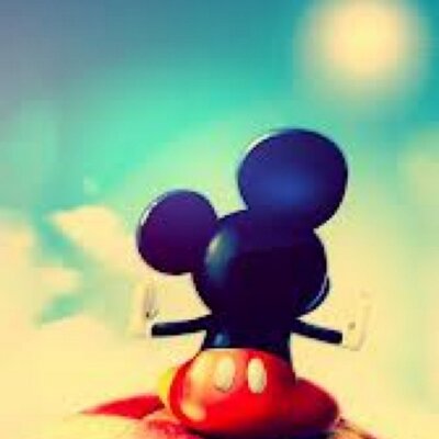 Profile Picture of Robin Swearingen (@RSwear05) on Twitter