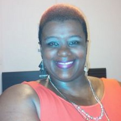 Profile Picture of Robin Adamson (@Covergirl1977) on Twitter