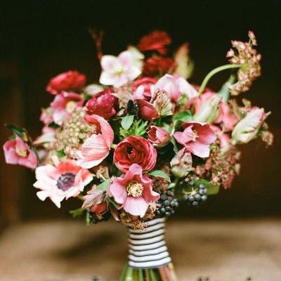 Profile Picture of Connie Robles (@lowpriceimages) on Twitter