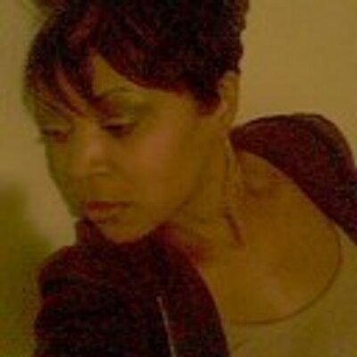 Profile Picture of Jeanne Alvarado (@jeannealvarad16) on Twitter