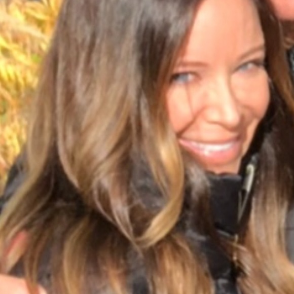 Profile Picture of Jess Conley (@jabright649) on Poshmark