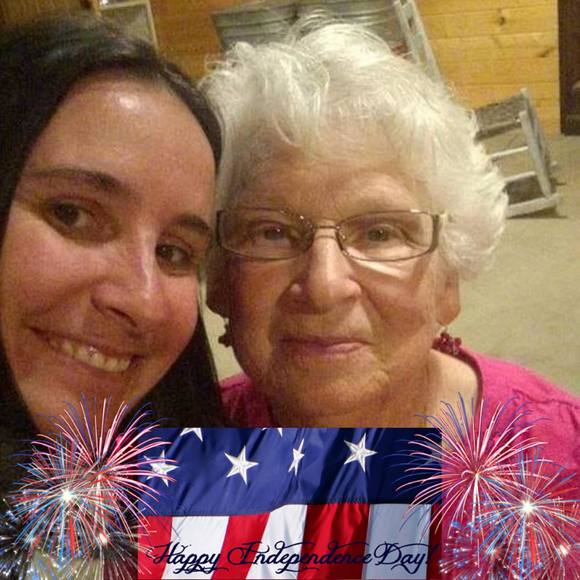 Profile Picture of Joanne Blevins (@gomerandjo) on Poshmark