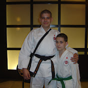 Profile Picture of Michael Parkhurst (@MicroGiantKiller) on Youtube