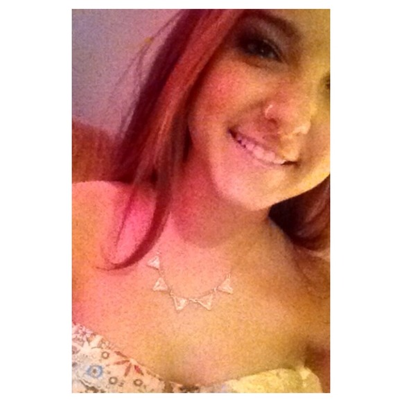 Profile Picture of Sydney Lipstein (@sydlips) on Poshmark