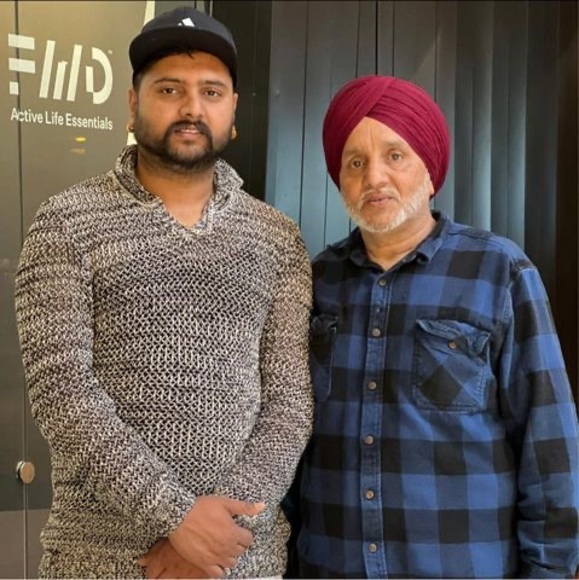 Profile Picture of Sukhjit Singh (@sukhjitsingh571) on Poshmark