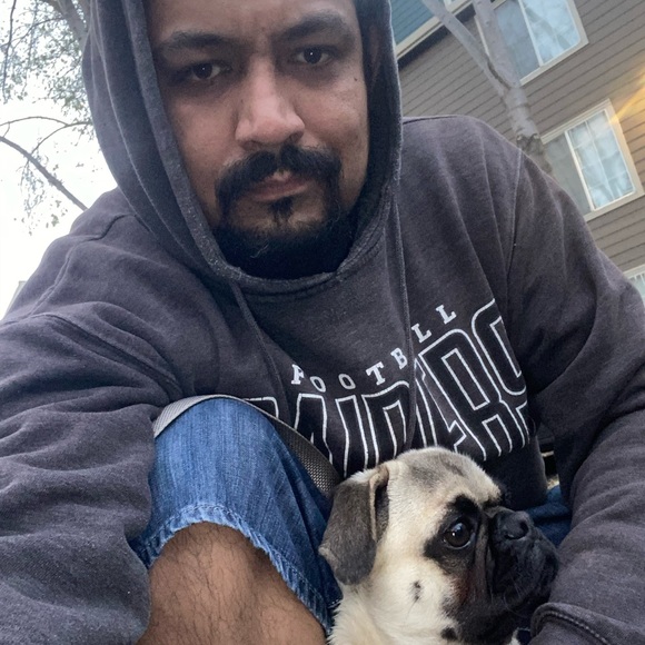 Profile Picture of Armando Rivera (@armando1984) on Poshmark