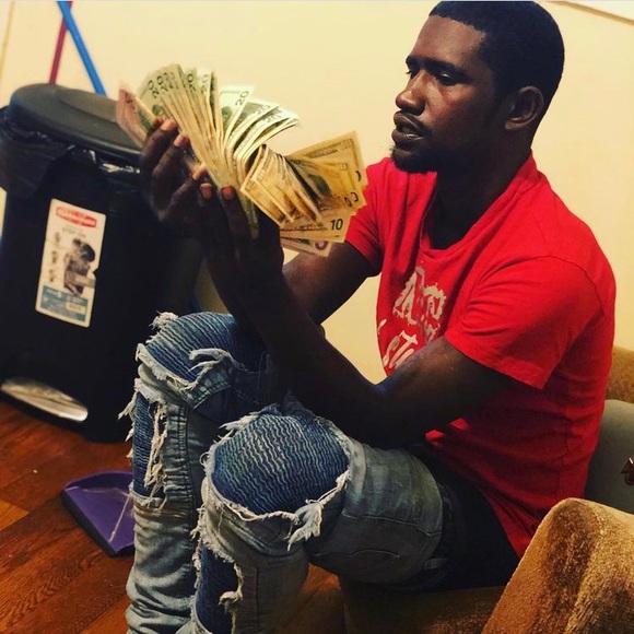 Profile Picture of Allen Grant (@allengrant978) on Poshmark