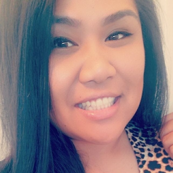 Profile Picture of Elmarie Blanco (@ellest209) on Poshmark