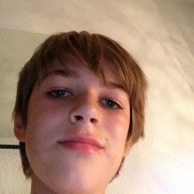 Profile Picture of Colin Gomes (@Wilmar02T) on Twitter