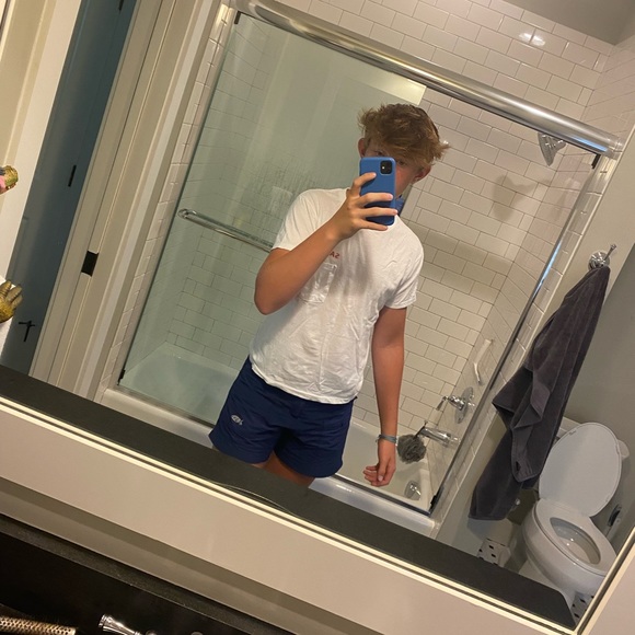 Profile Picture of Shane Peirce (@shanepeirce07) on Poshmark