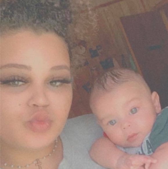 Tammy Jefferson - Poshmark Profile Picture of Tammy Jefferson (@tammy39145) on Poshmark