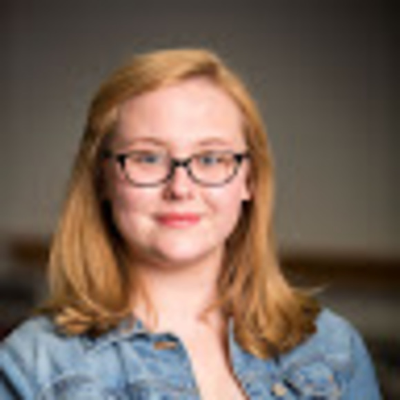 Profile Picture of Eleanor Wenker (@eawenker) on Poshmark