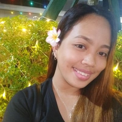 Profile Picture of Leah Robles (@LeahJeanRobles1) on Twitter