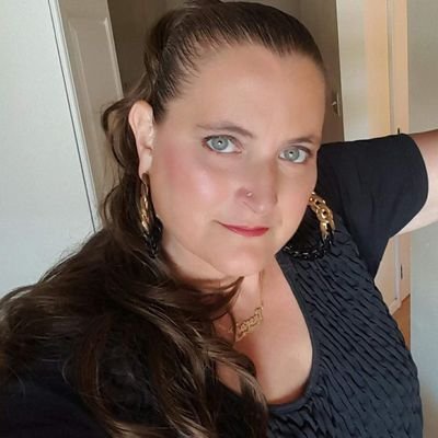 Profile Picture of Karen Wilber (@RNRRT) on Twitter