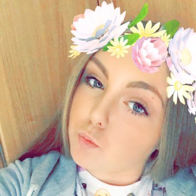 Profile Picture of Jade Downs (@jadedowns2001) on Twitter