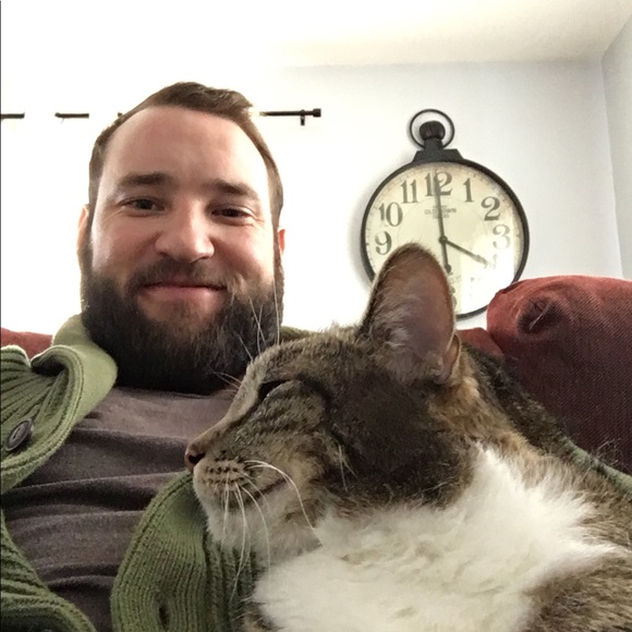 Profile Picture of Aaron Roth (@aaron_roth) on Poshmark