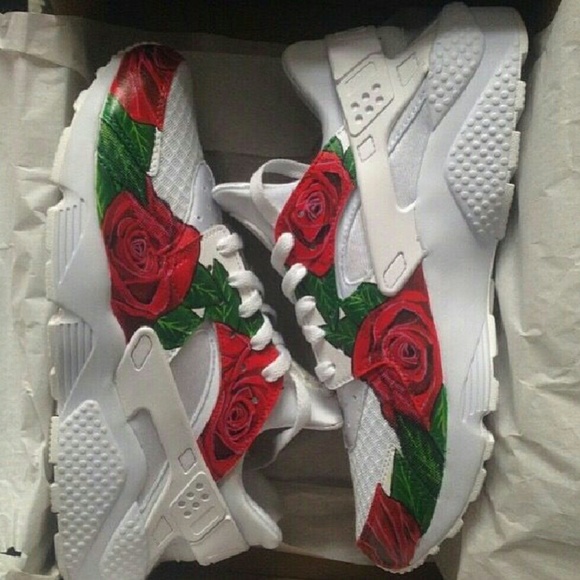 Profile Picture of Omar Pichardo (@odell87) on Poshmark