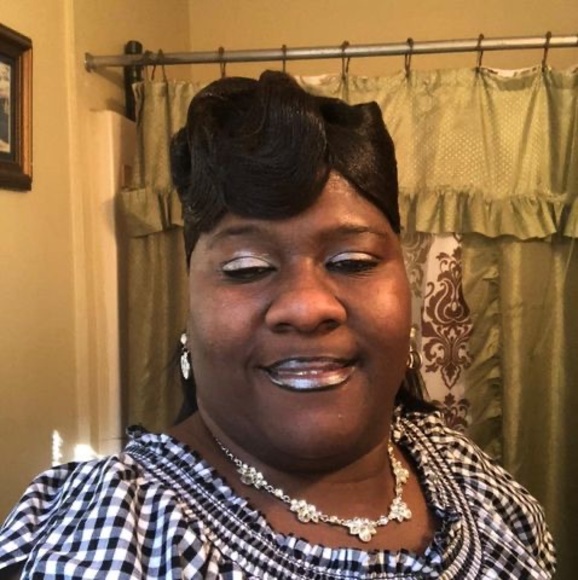 Profile Picture of Lashay Roberts (@lashayroberts) on Poshmark