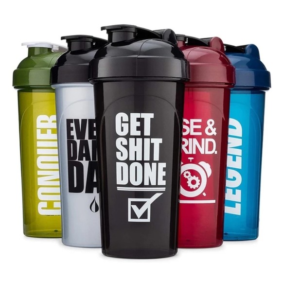 Profile Picture of Christopher Harmon (@luxurylounge) on Poshmark