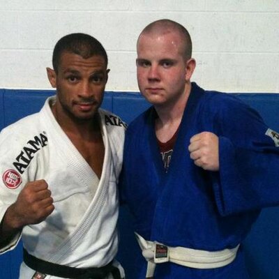 Profile Picture of Charlie Sellers (@PsychoCMMA) on Twitter