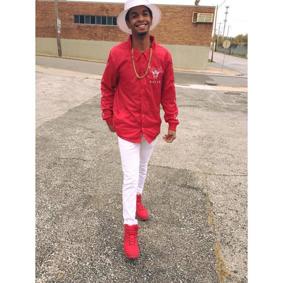 Michael Bables - Poshmark Profile Picture of Michael Bables (@mkey4rizel) on Poshmark