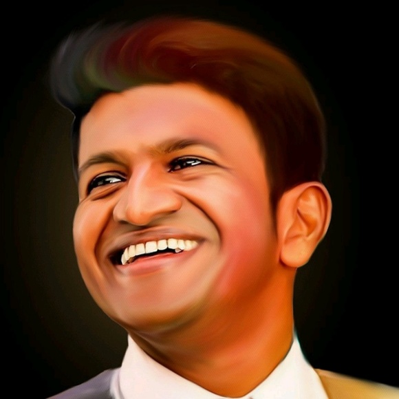 Profile Picture of Kavya Kavya (@kavya107) on Poshmark