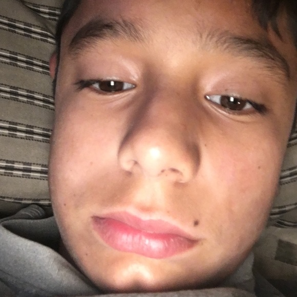 Profile Picture of Aaron Garcia (@aaronboy173) on Poshmark