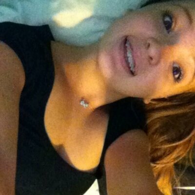 Profile Picture of Kate Lipscomb (@Kikisplurge) on Twitter