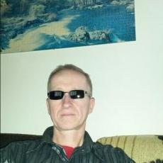 Profile Picture of Roland Schulz (@rosch6441) on Twitter