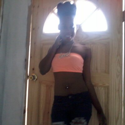 Profile Picture of Crystal Myles (@YahoMyles) on Twitter